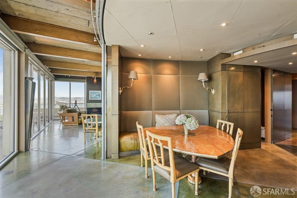 Photo #7: 425073701 Listing: Photo #7