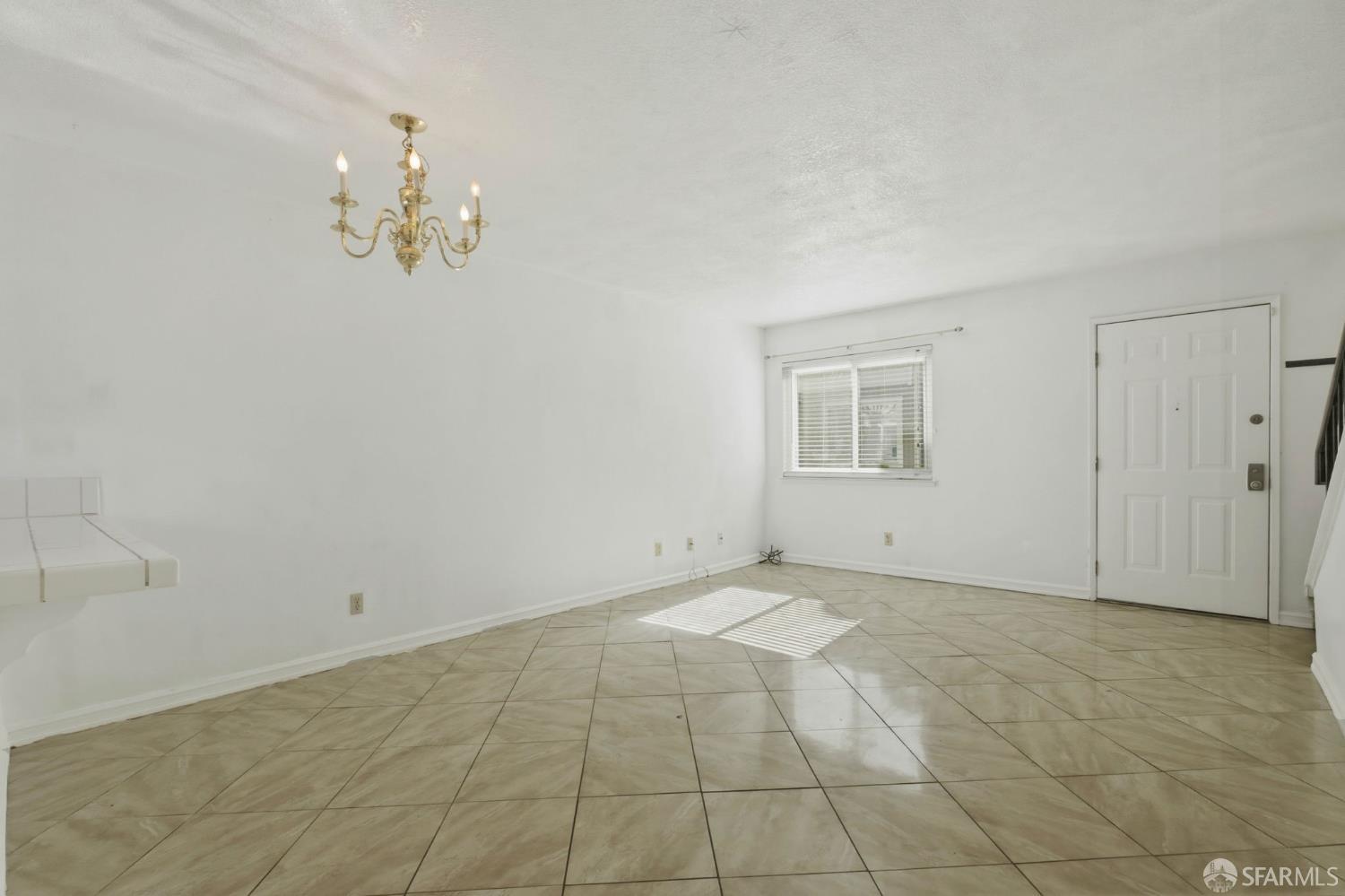 Detail Gallery Image 17 of 25 For 21564 Meekland Ave #2,  Hayward,  CA 94541 - 2 Beds | 1/1 Baths