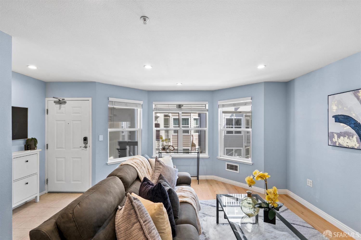 Detail Gallery Image 4 of 34 For 1235 Mcallister St #222,  San Francisco,  CA 94115 - 1 Beds | 1 Baths