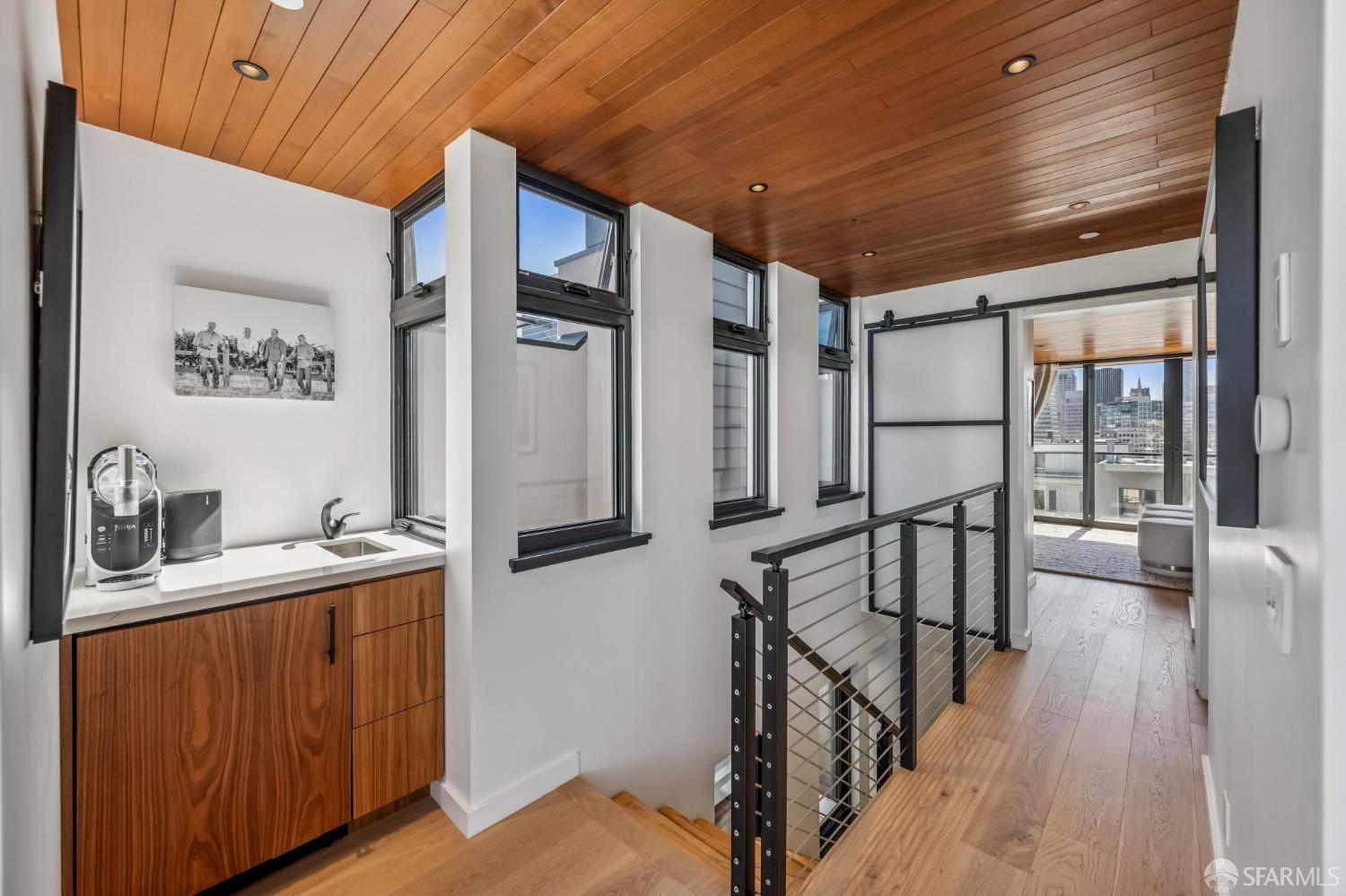 Detail Gallery Image 28 of 77 For 312 Green St, San Francisco,  CA 94122 - 5 Beds | 4/1 Baths