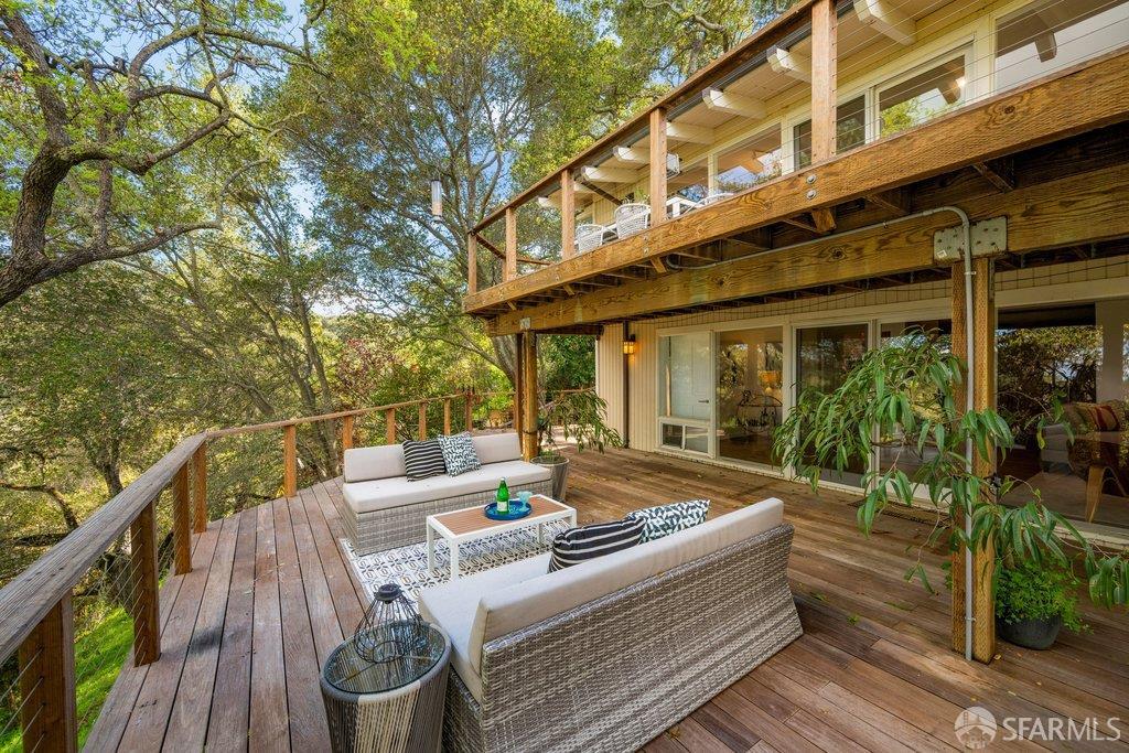 Detail Gallery Image 82 of 98 For 25 Siesta Ct, Portola Valley,  CA 94028 - 5 Beds | 3/1 Baths