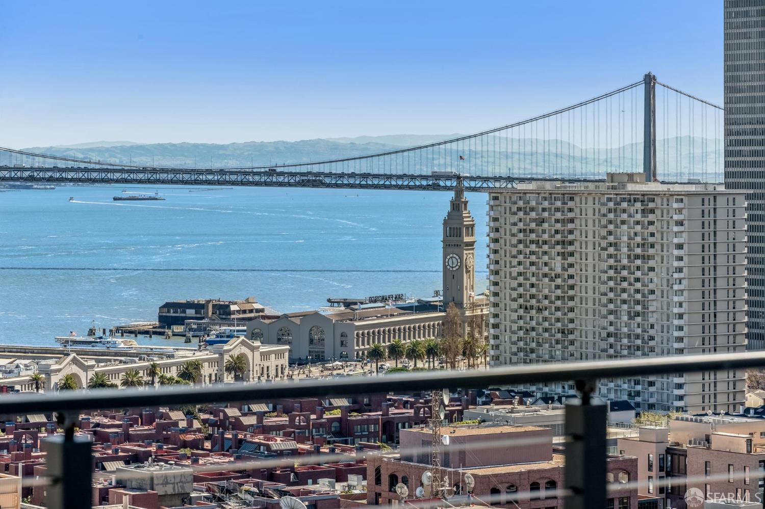 Detail Gallery Image 33 of 77 For 312 Green St, San Francisco,  CA 94122 - 5 Beds | 4/1 Baths