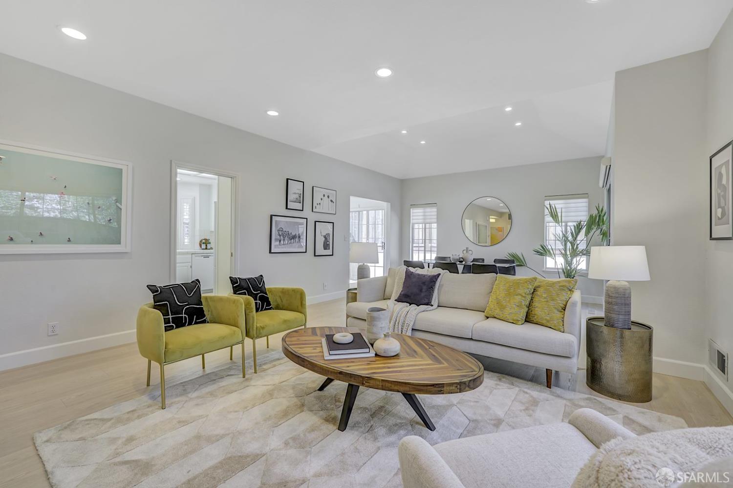 Detail Gallery Image 9 of 46 For 1595 Fifth Ave, Belmont,  CA 94002 - 3 Beds | 2/1 Baths