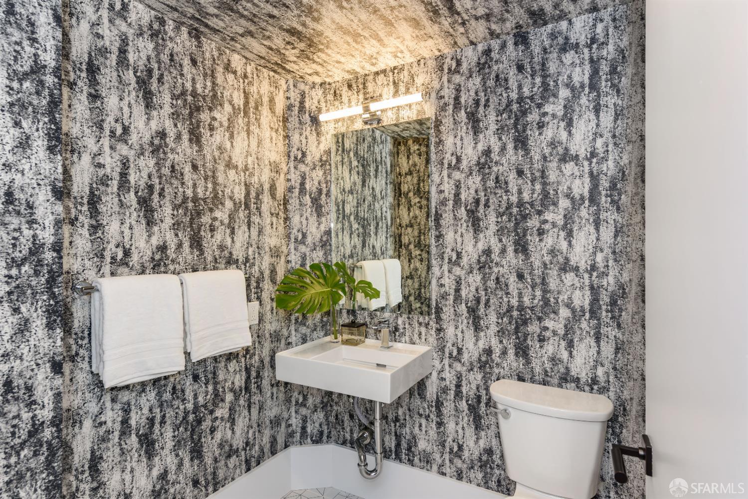 Detail Gallery Image 11 of 59 For 1288 Howard St #330,  San Francisco,  CA 94103 - 2 Beds | 2/1 Baths