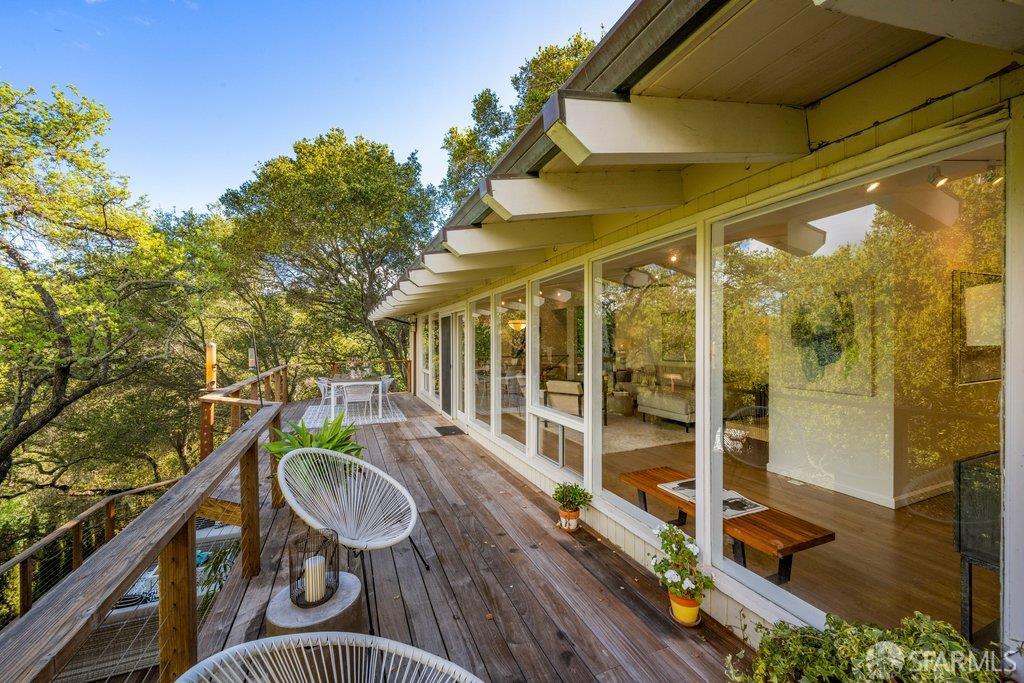 Detail Gallery Image 71 of 98 For 25 Siesta Ct, Portola Valley,  CA 94028 - 5 Beds | 3/1 Baths