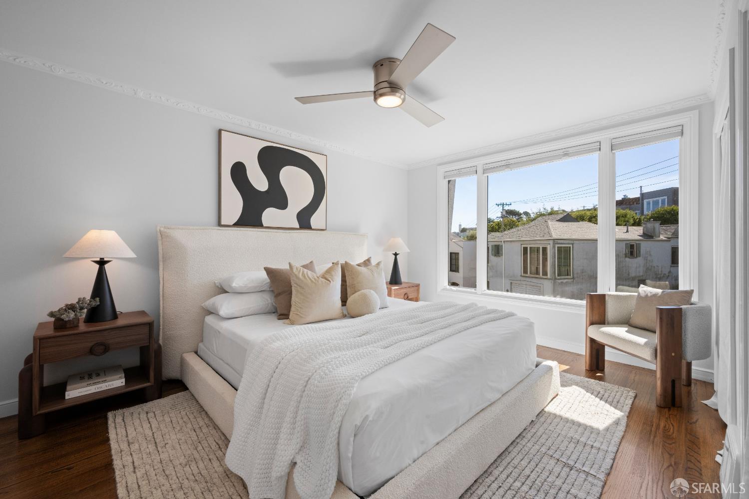 Detail Gallery Image 11 of 22 For 223 Evelyn Way, San Francisco,  CA 94127 - 3 Beds | 2 Baths