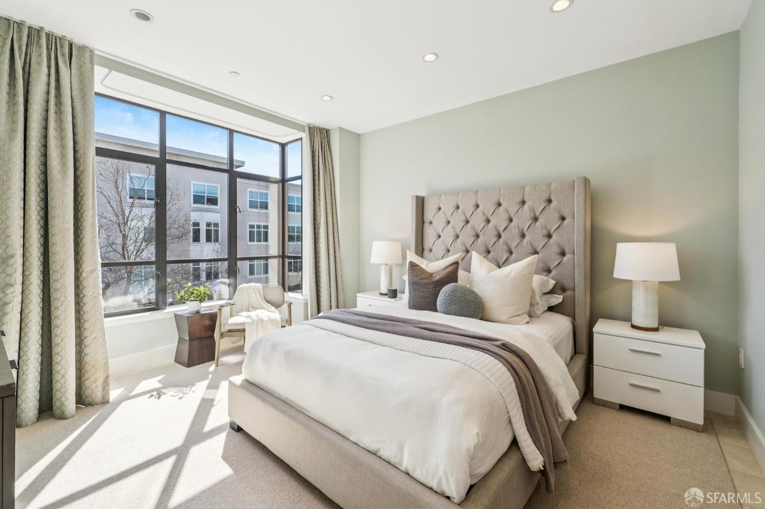 Detail Gallery Image 21 of 46 For 420 Bay St #C,  San Francisco,  CA 94133 - 3 Beds | 2/1 Baths