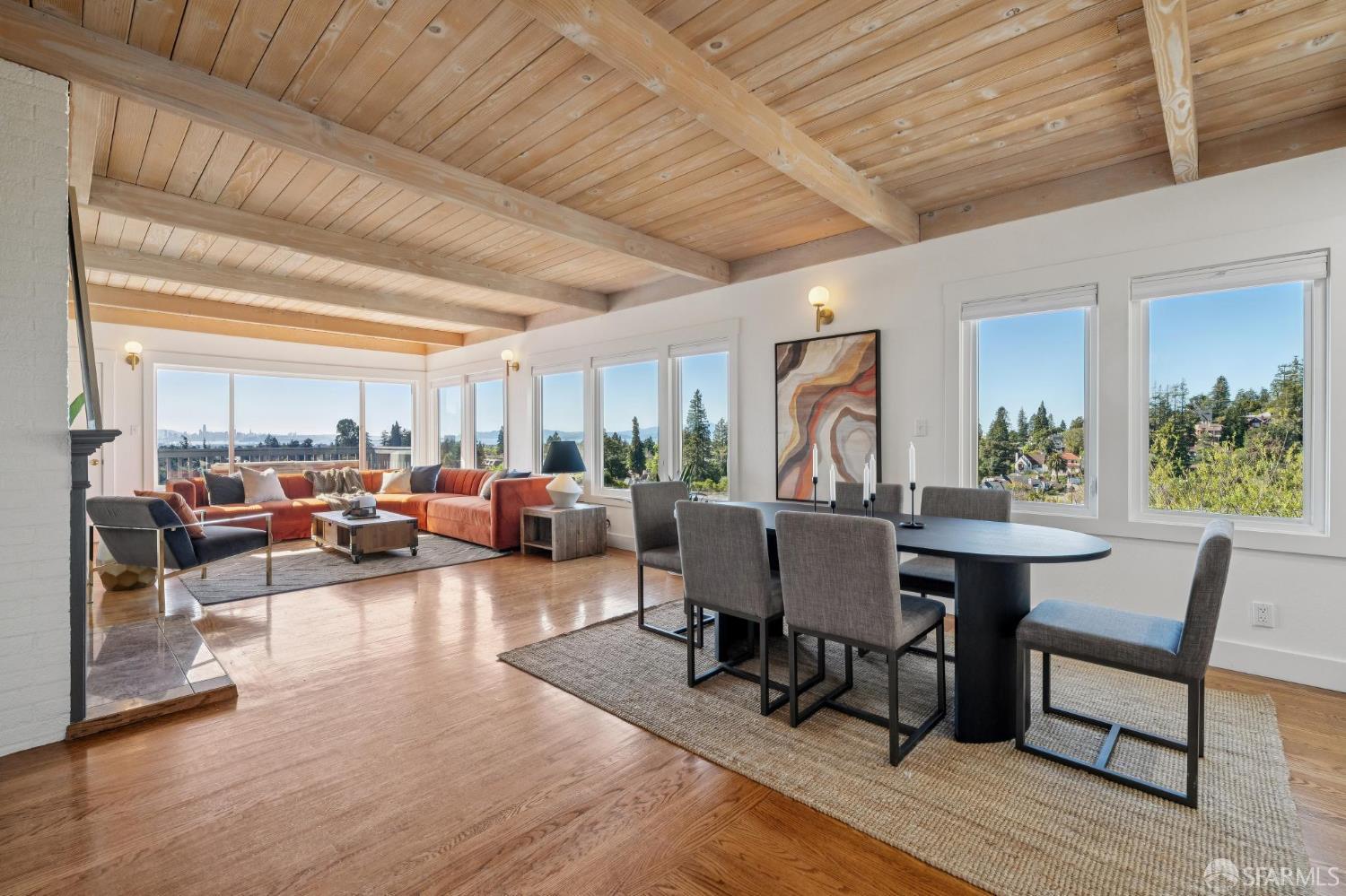 Detail Gallery Image 5 of 51 For 6189 Margarido Dr, Oakland,  CA 94618 - 3 Beds | 2/1 Baths