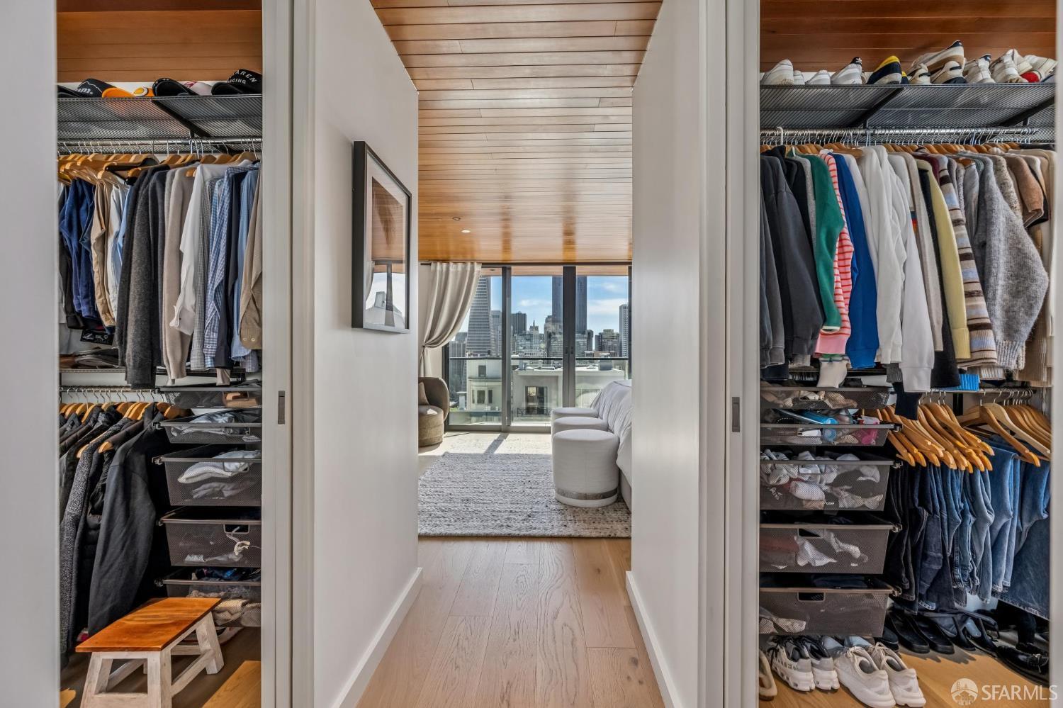 Detail Gallery Image 12 of 77 For 312 Green St, San Francisco,  CA 94122 - 5 Beds | 4/1 Baths