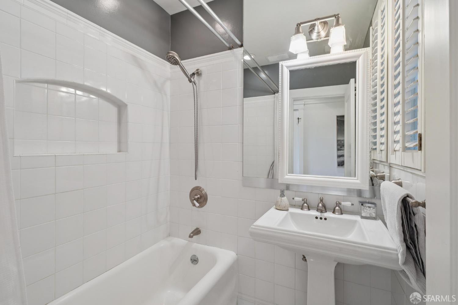 Detail Gallery Image 18 of 20 For 21 Mallorca Way, San Francisco,  CA 94123 - 2 Beds | 1 Baths