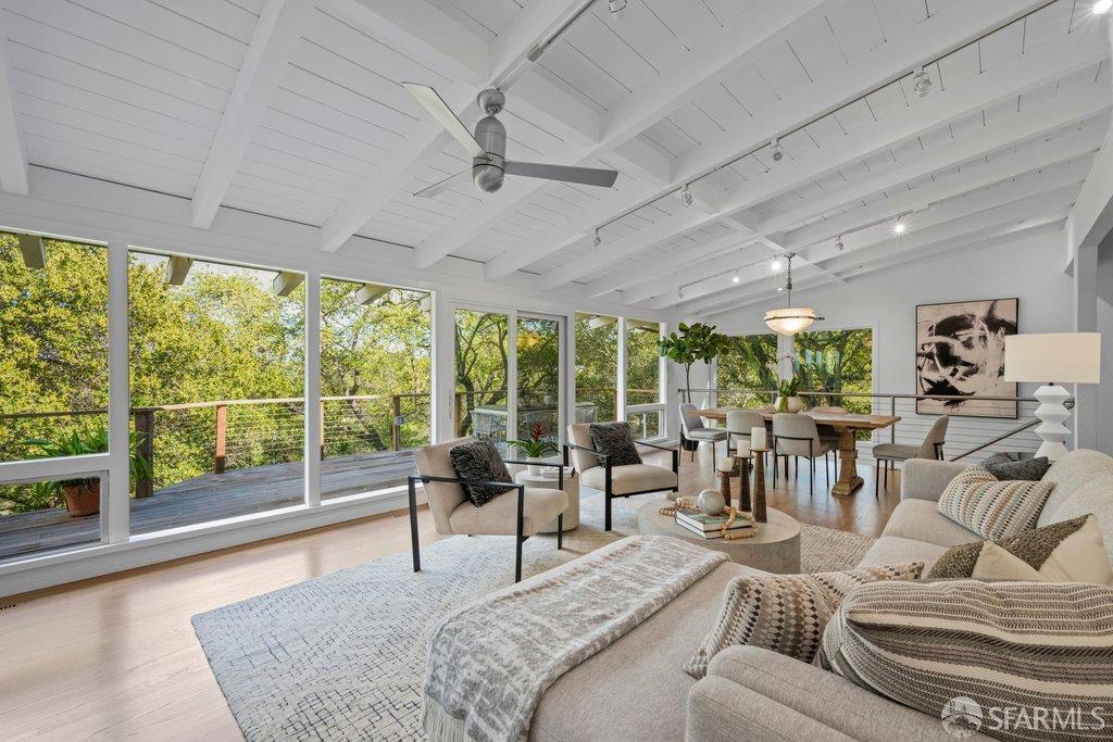 Detail Gallery Image 9 of 98 For 25 Siesta Ct, Portola Valley,  CA 94028 - 5 Beds | 3/1 Baths