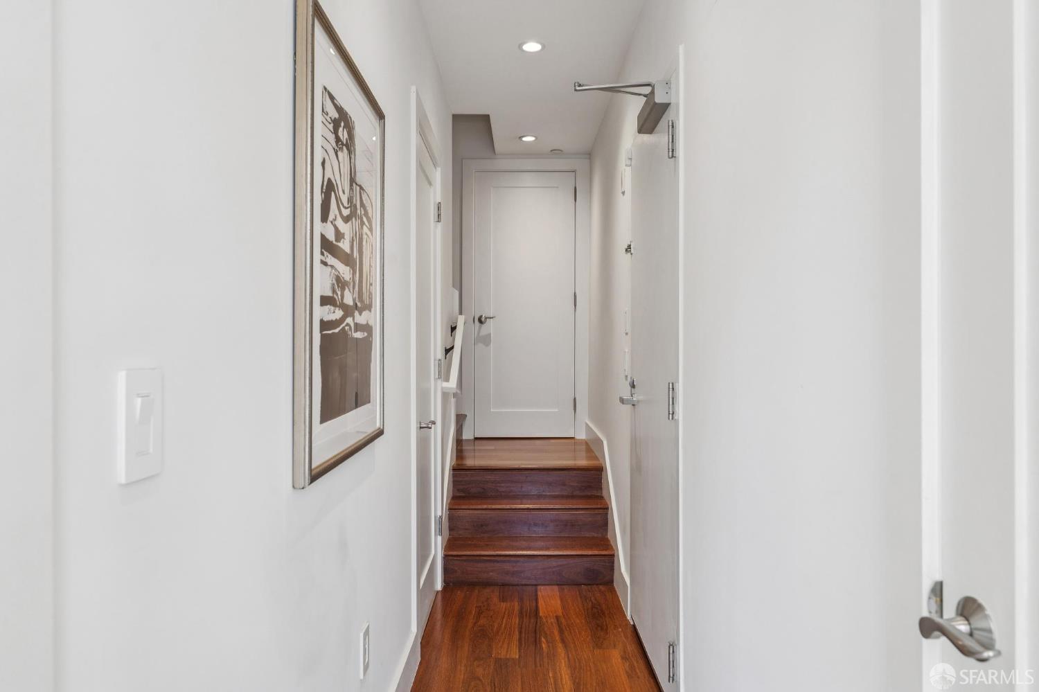 Detail Gallery Image 33 of 46 For 420 Bay St #C,  San Francisco,  CA 94133 - 3 Beds | 2/1 Baths