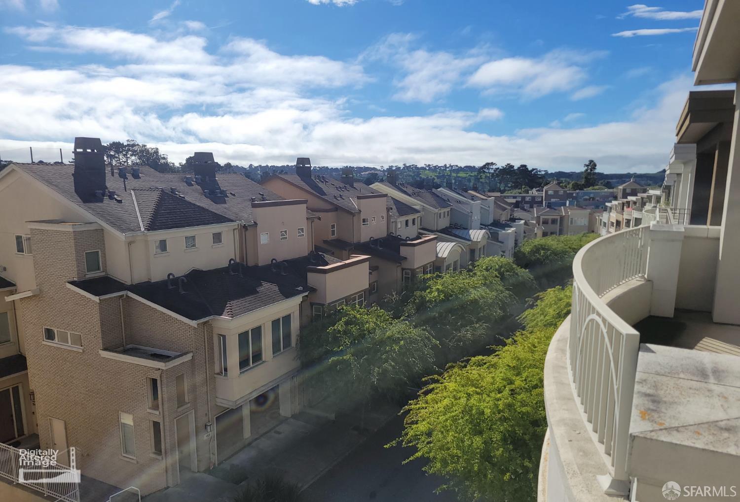 Detail Gallery Image 37 of 48 For 138 Summit Way #138,  San Francisco,  CA 94132 - 3 Beds | 2/1 Baths