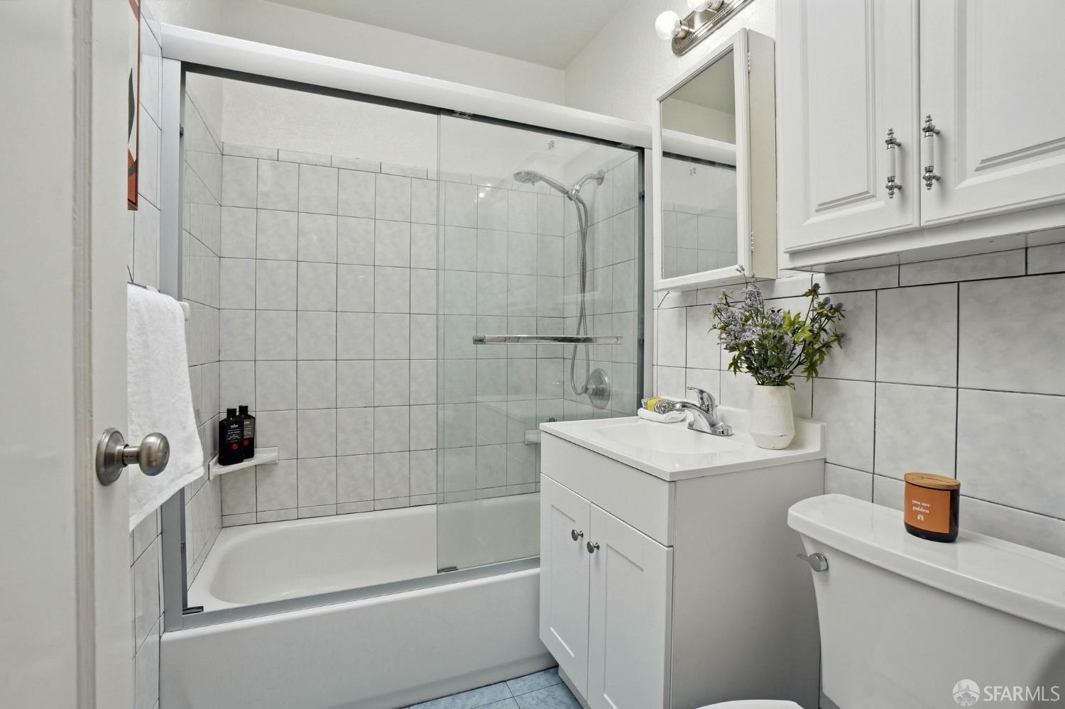 Detail Gallery Image 20 of 42 For 1801 Geneva Ave, San Francisco,  CA 94134 - 3 Beds | 2 Baths