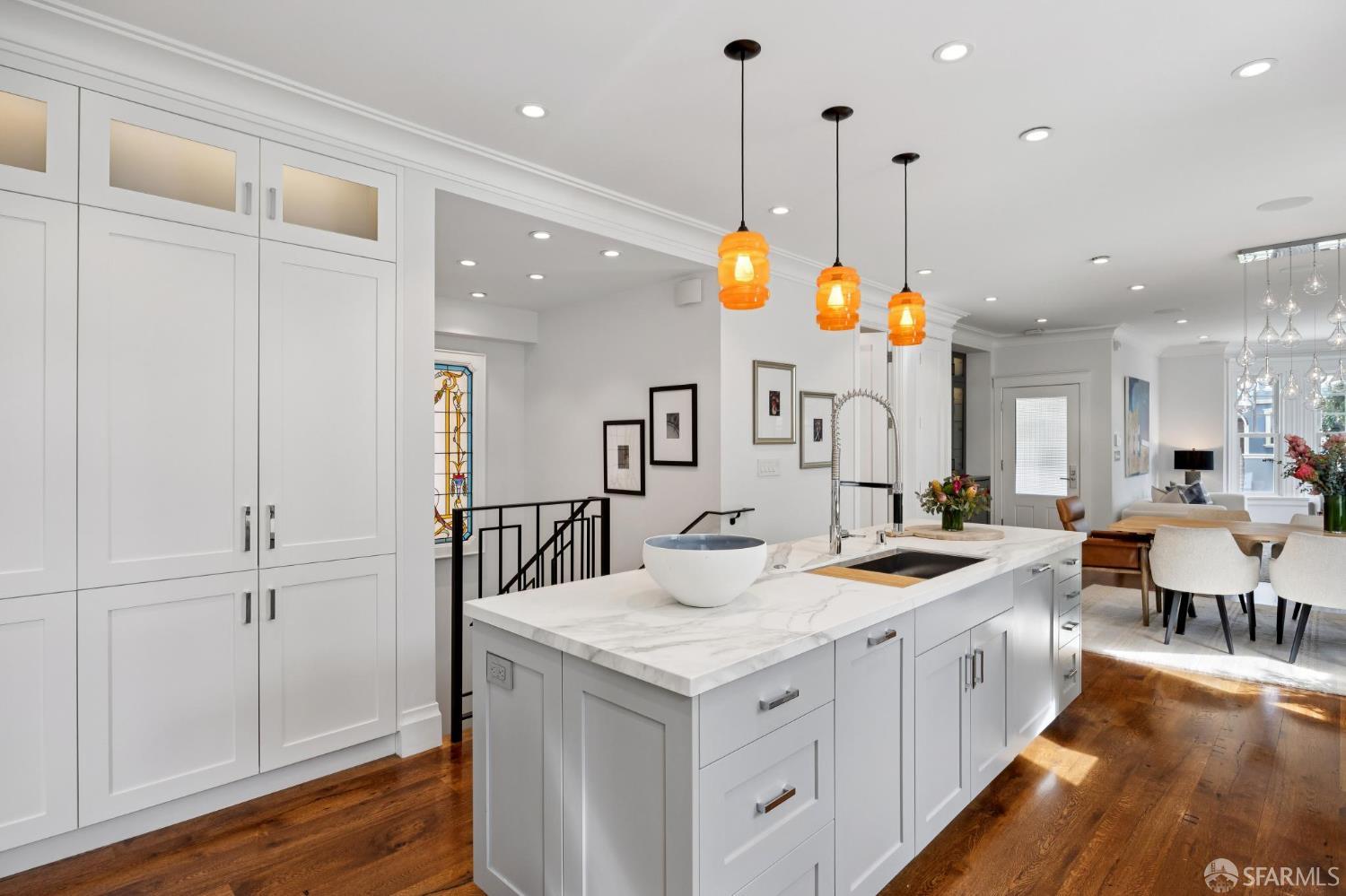 Detail Gallery Image 22 of 53 For 810 Dolores St, San Francisco,  CA 94110 - 3 Beds | 3 Baths