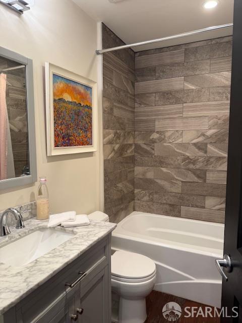 Detail Gallery Image 36 of 58 For 2422 Pacheco St, San Francisco,  CA 94116 - 4 Beds | 3 Baths