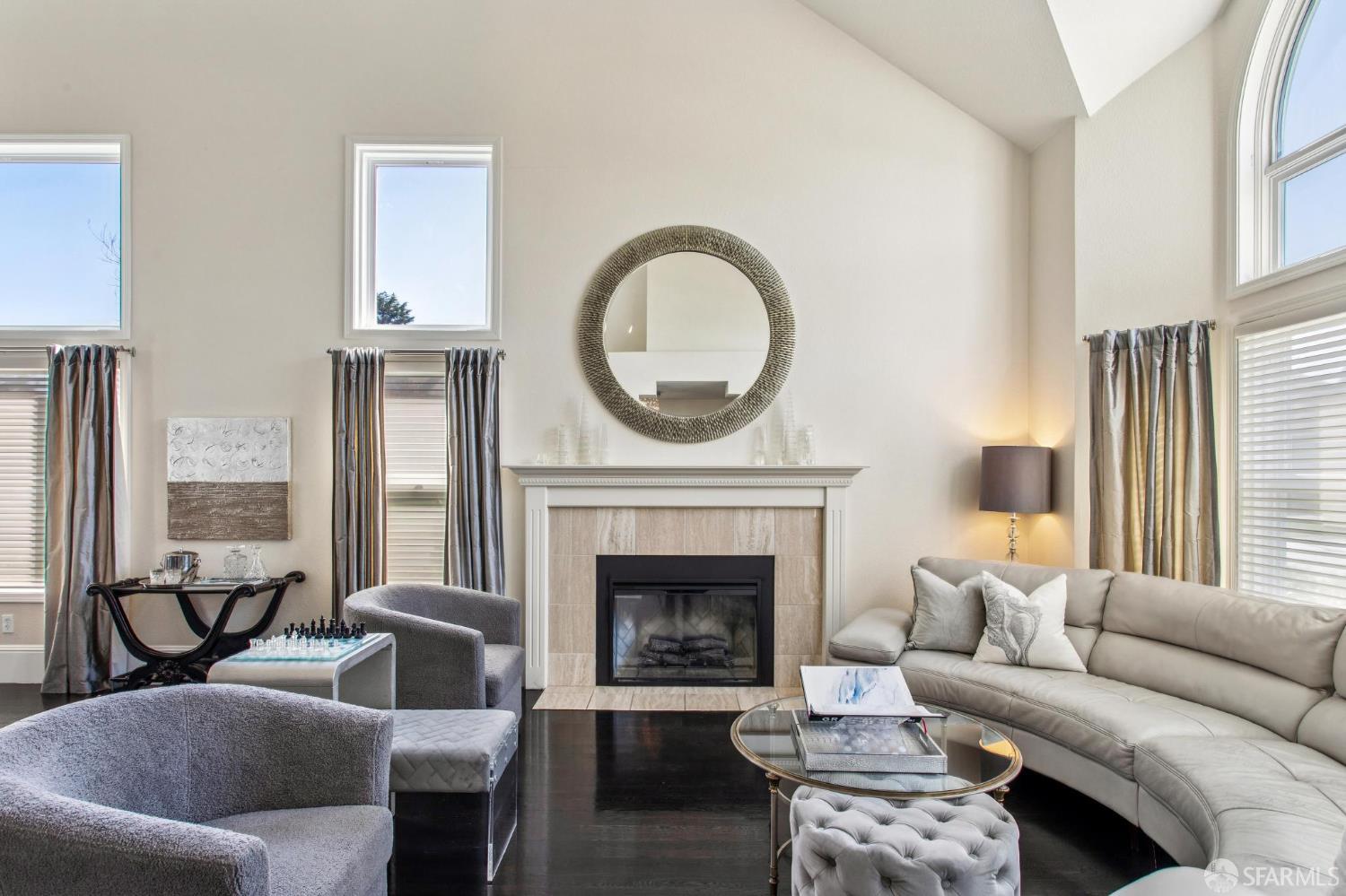 Detail Gallery Image 7 of 67 For 116 Eagle Trace Dr, Half Moon Bay,  CA 94019 - 5 Beds | 3/1 Baths