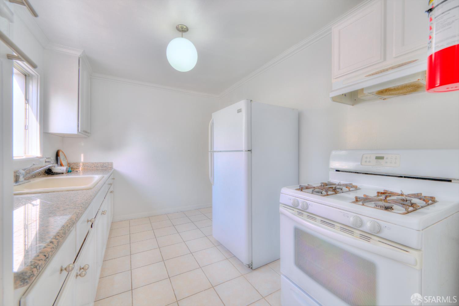 Detail Gallery Image 11 of 40 For 6029 Macarthur Blvd, Oakland,  CA 94605 - 7 Beds | 3 Baths