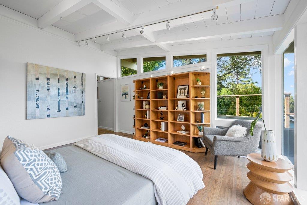 Detail Gallery Image 37 of 98 For 25 Siesta Ct, Portola Valley,  CA 94028 - 5 Beds | 3/1 Baths