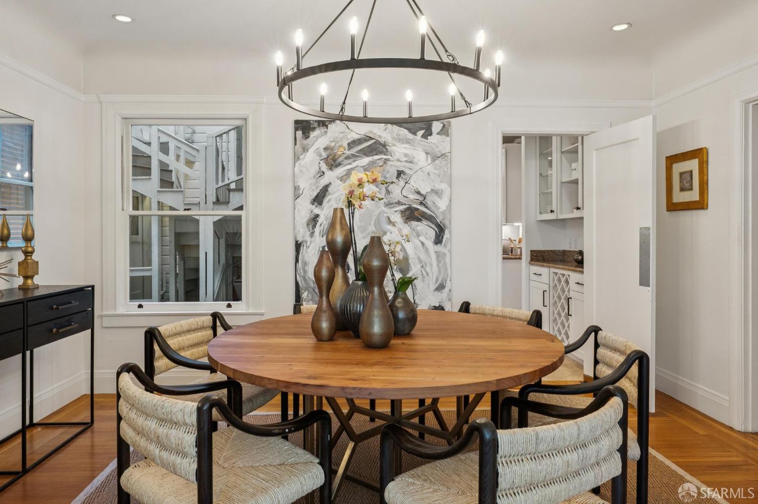 Detail Gallery Image 7 of 20 For 21 Mallorca Way, San Francisco,  CA 94123 - 2 Beds | 1 Baths