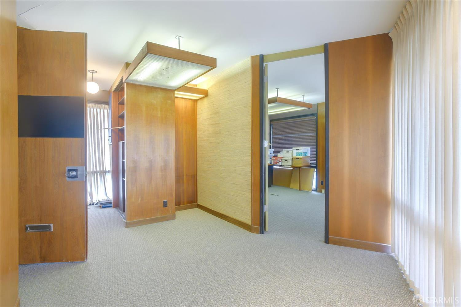 Detail Gallery Image 11 of 22 For 90 El Camino Real Blvd, Burlingame,  CA 94010 - – Beds | – Baths