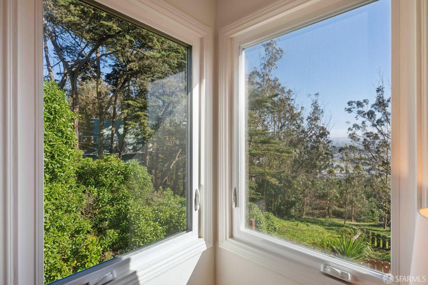 Detail Gallery Image 20 of 54 For 242 Thiers St, Daly City,  CA 94014 - 3 Beds | 1 Baths