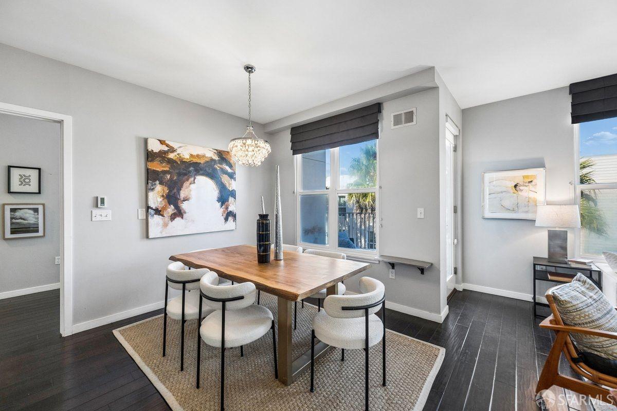 Detail Gallery Image 5 of 36 For 5900 3rd St #2406,  San Francisco,  CA 94124 - 3 Beds | 2 Baths