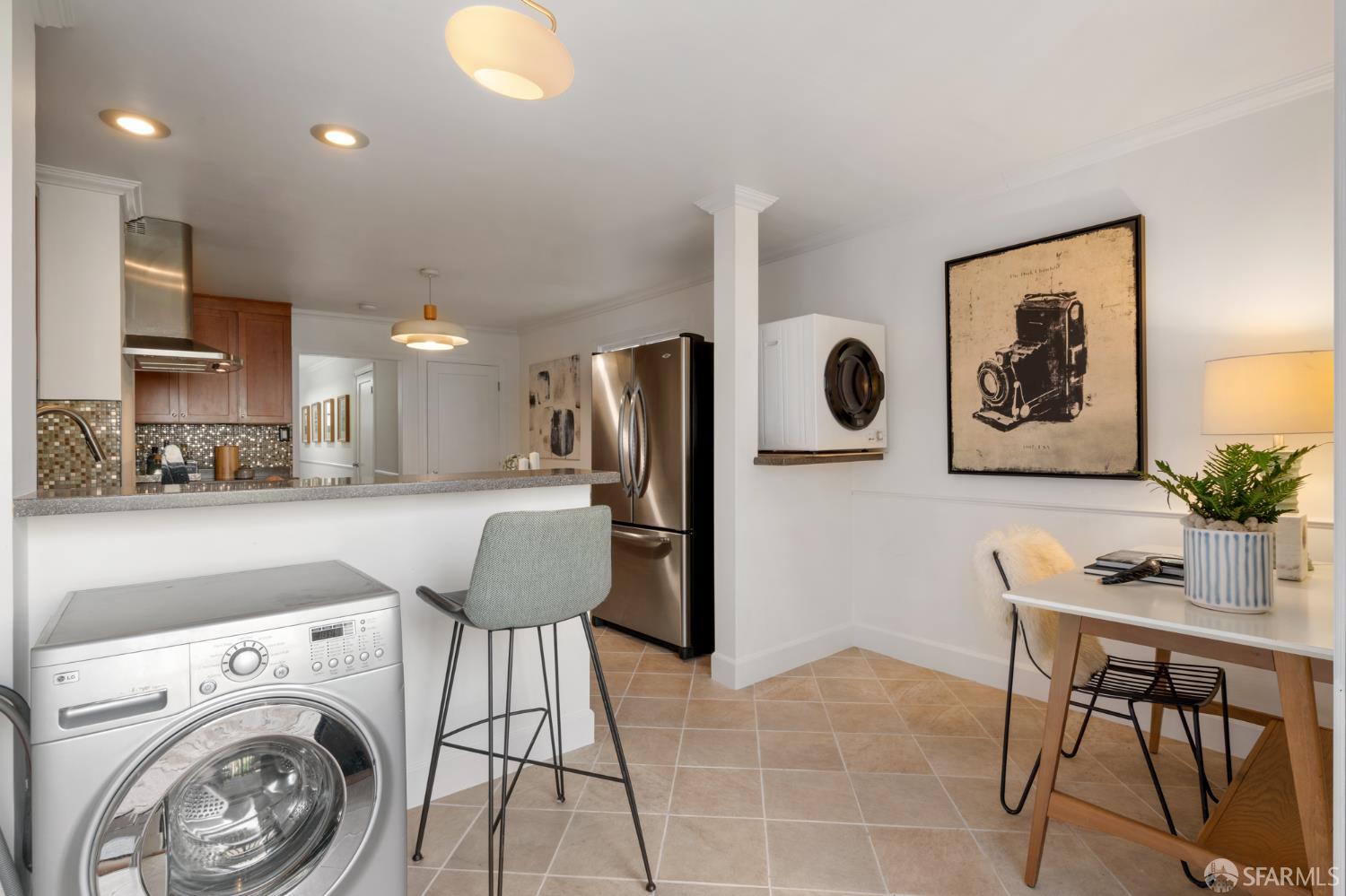 Detail Gallery Image 25 of 35 For 487 Sanchez St, San Francisco,  CA 94114 - 2 Beds | 1 Baths