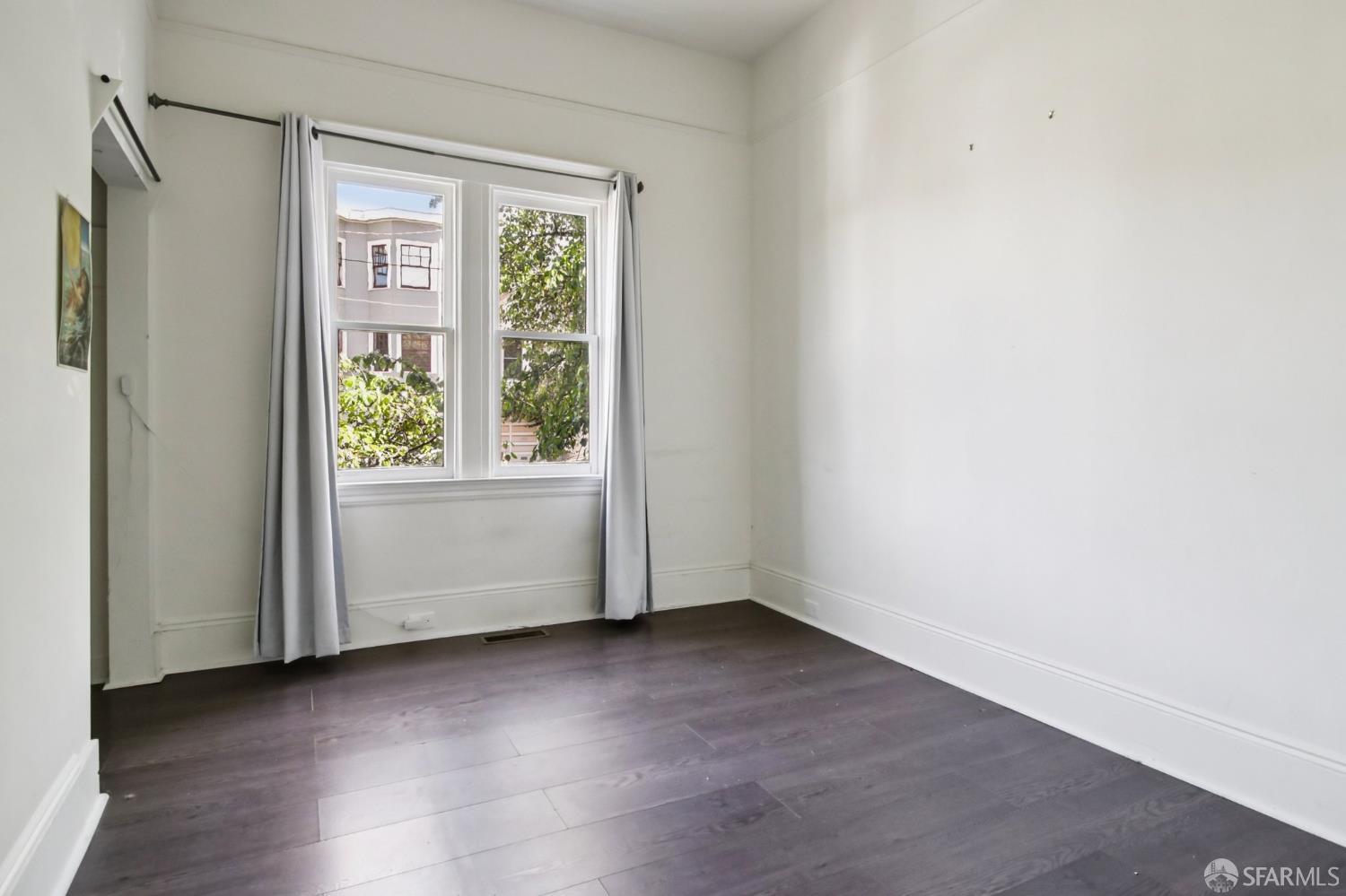 Detail Gallery Image 21 of 63 For 4 Norwich St, San Francisco,  CA 94110 - 3 Beds | 2 Baths