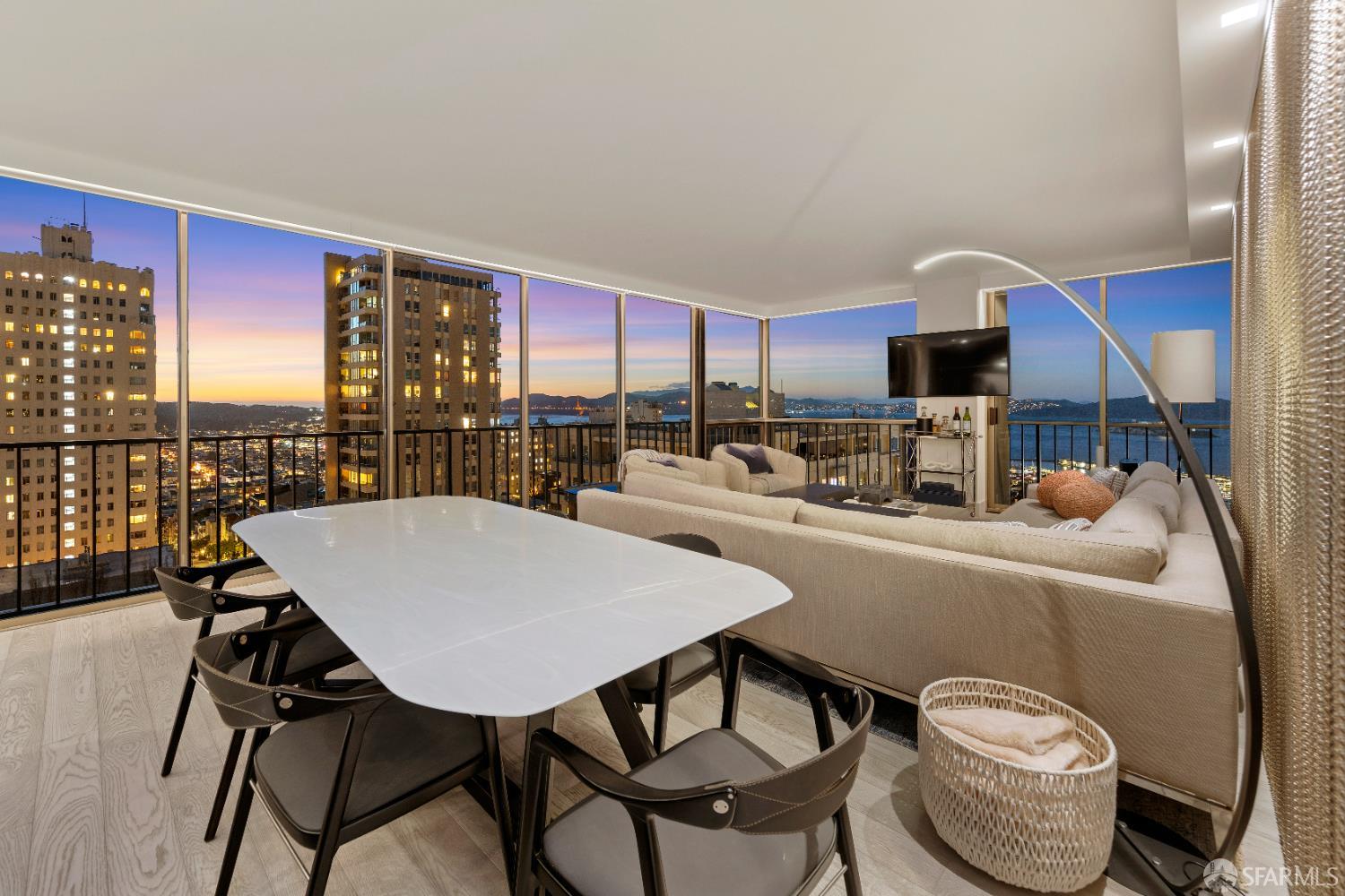 Detail Gallery Image 26 of 34 For 999 Green St #1801,  San Francisco,  CA 94133 - 2 Beds | 2 Baths