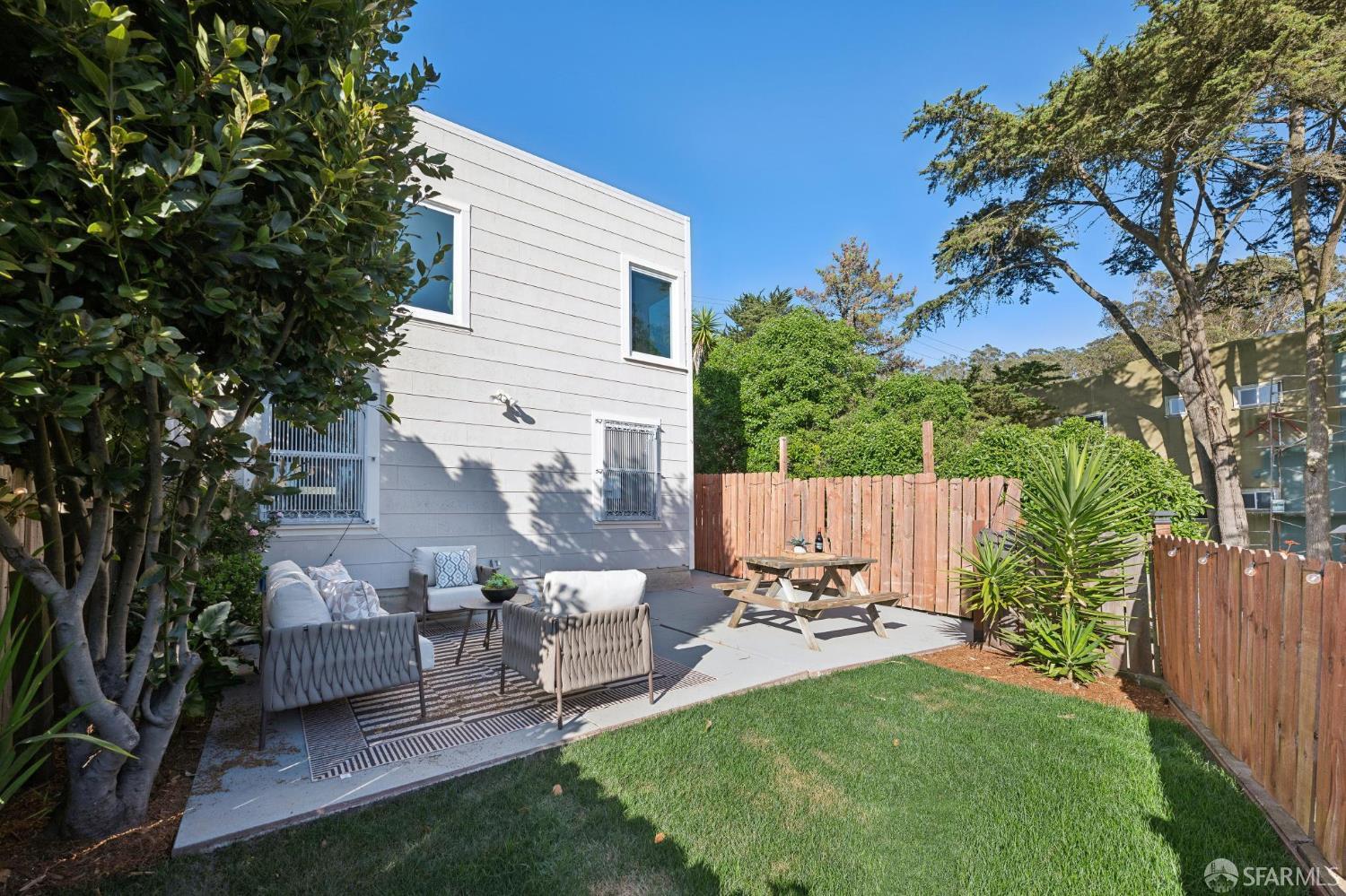 Detail Gallery Image 45 of 54 For 242 Thiers St, Daly City,  CA 94014 - 3 Beds | 1 Baths