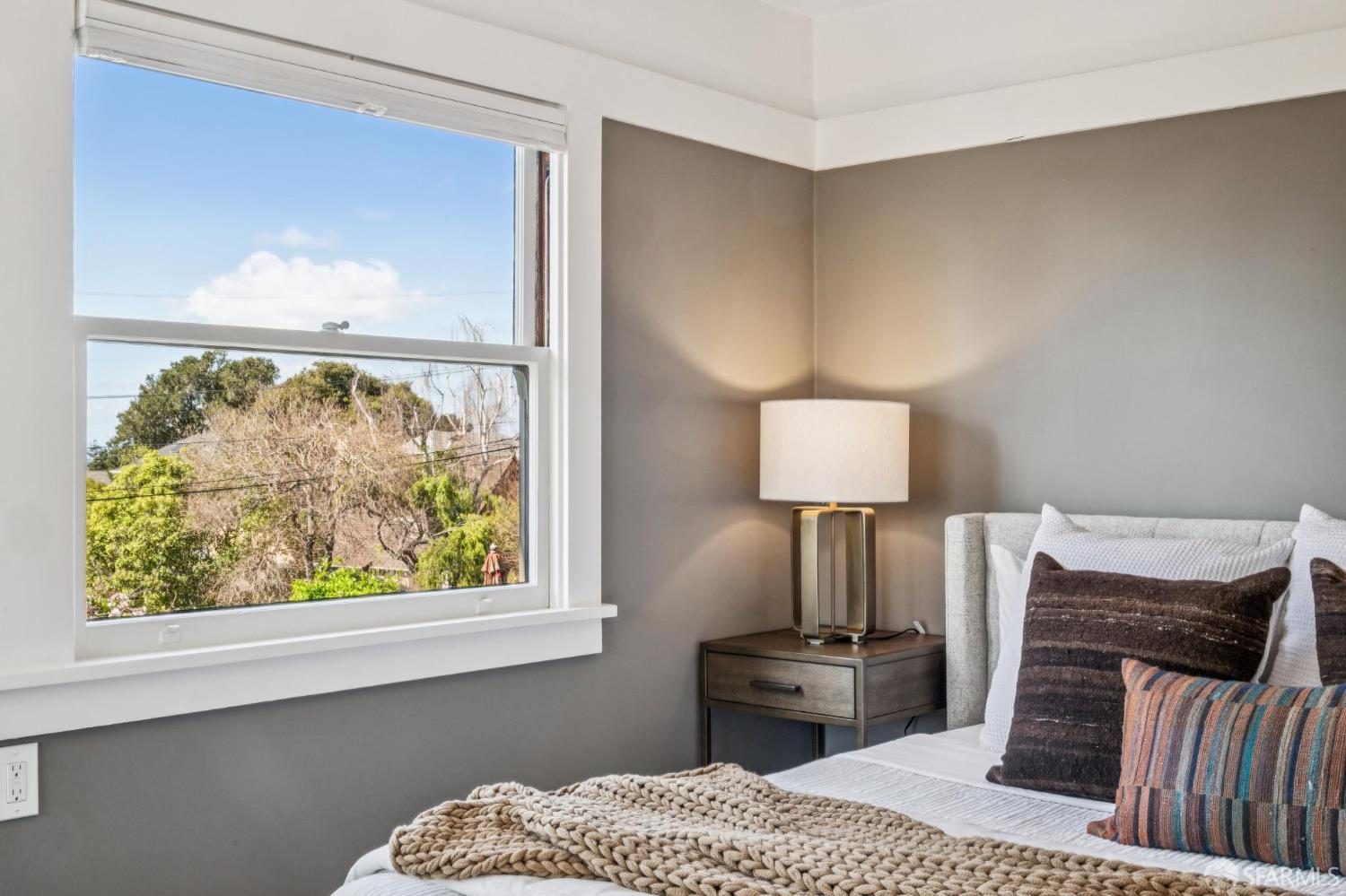 Detail Gallery Image 31 of 60 For 2315 Eunice St, Berkeley,  CA 94708 - 3 Beds | 1/1 Baths