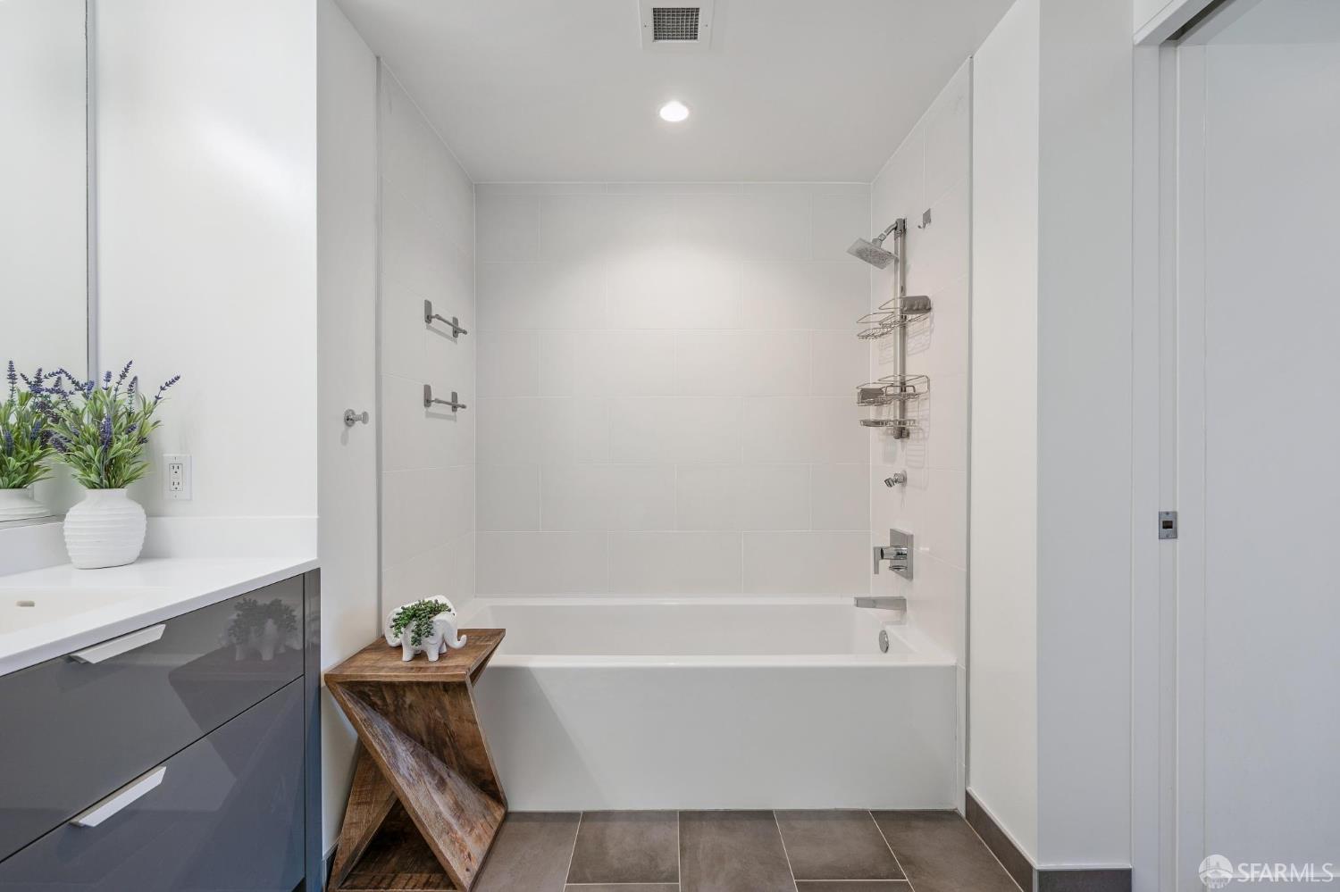 Photo #34: 426109528 Listing: Photo #34