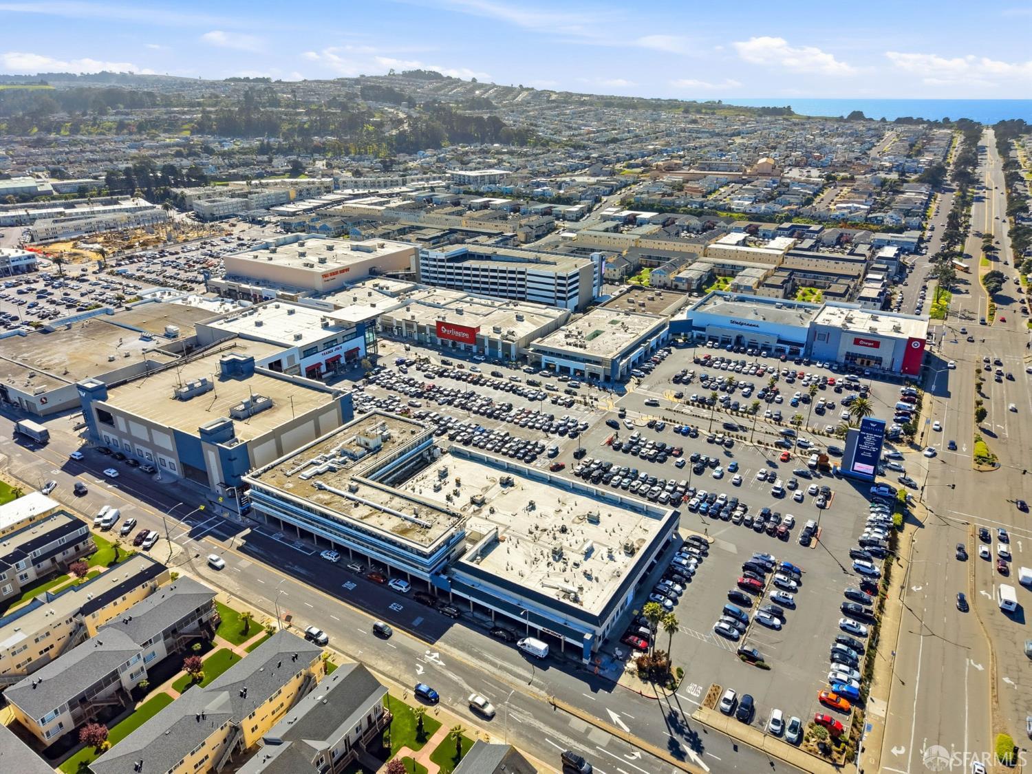 Detail Gallery Image 46 of 48 For 12 Elmwood Dr, Daly City,  CA 94015 - 4 Beds | 4 Baths