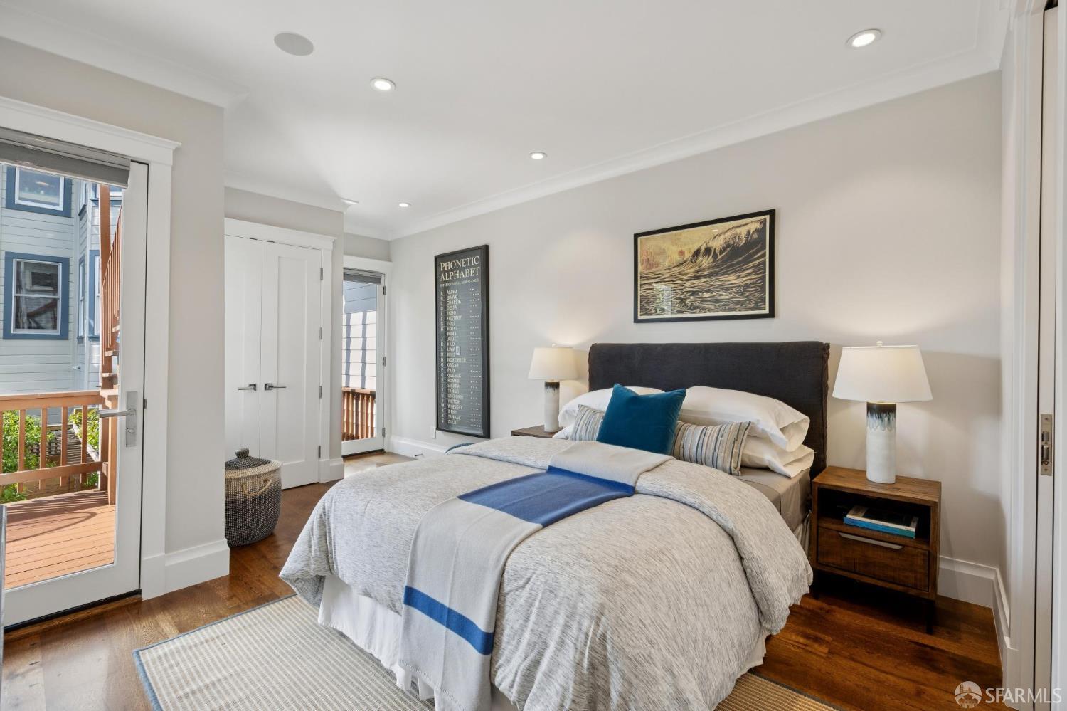 Detail Gallery Image 25 of 53 For 810 Dolores St, San Francisco,  CA 94110 - 3 Beds | 3 Baths