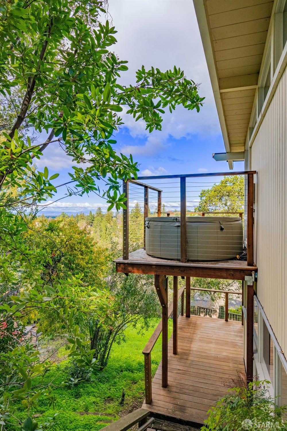 Detail Gallery Image 38 of 98 For 25 Siesta Ct, Portola Valley,  CA 94028 - 5 Beds | 3/1 Baths