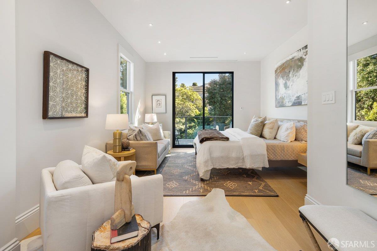 Detail Gallery Image 31 of 61 For 1913 Sacramento St, San Francisco,  CA 94109 - 3 Beds | 2/1 Baths