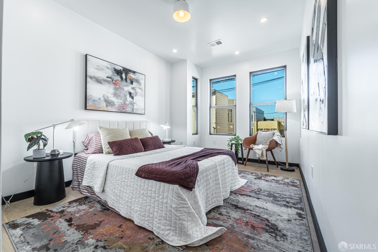 Detail Gallery Image 14 of 49 For 165 Valparaiso St, San Francisco,  CA 94133 - 4 Beds | 3 Baths