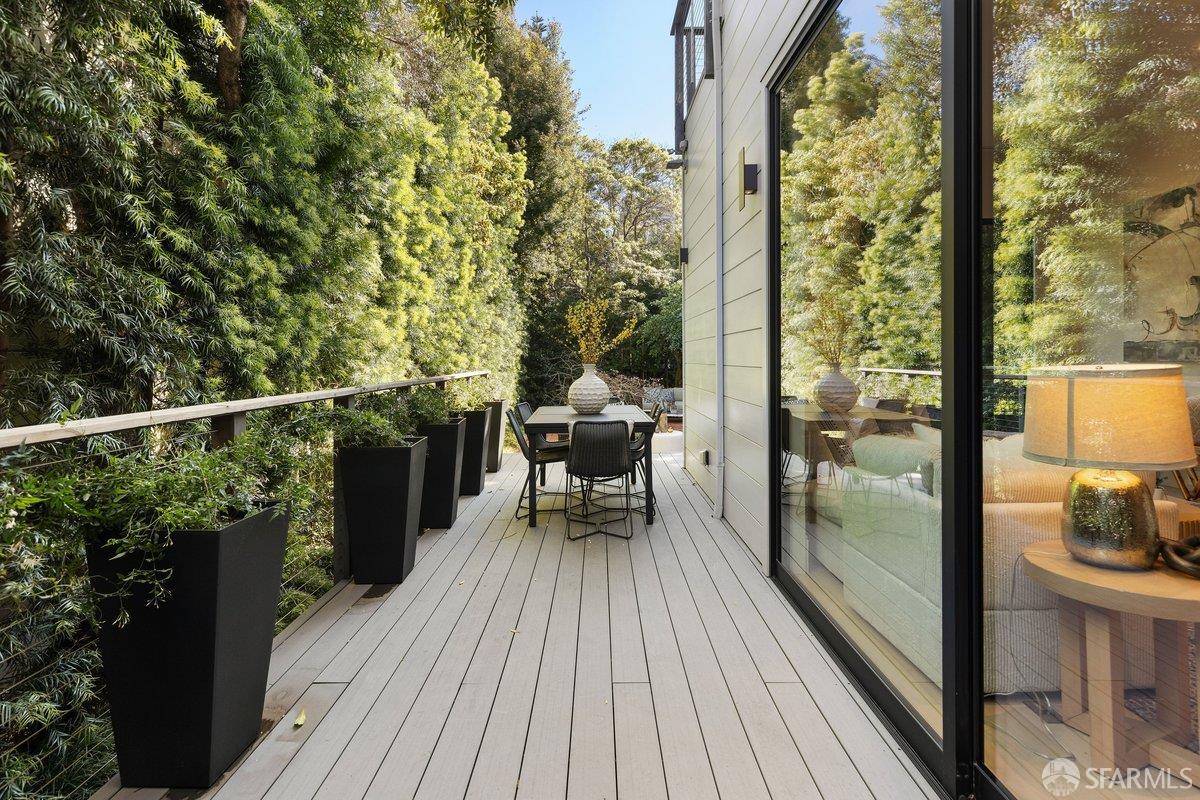 Detail Gallery Image 20 of 61 For 1913 Sacramento St, San Francisco,  CA 94109 - 3 Beds | 2/1 Baths