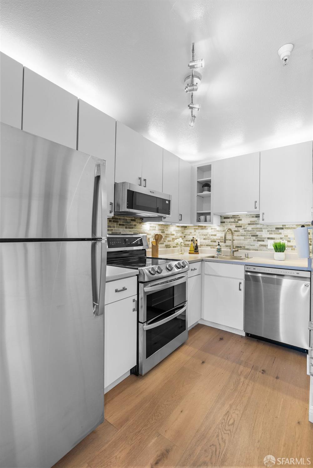 Detail Gallery Image 11 of 34 For 1235 Mcallister St #222,  San Francisco,  CA 94115 - 1 Beds | 1 Baths