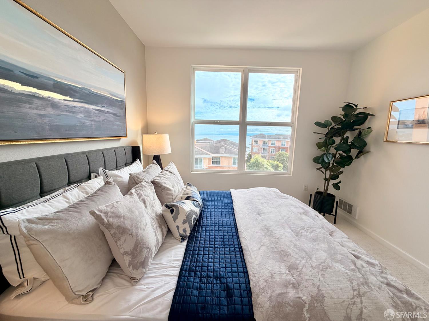 Detail Gallery Image 11 of 27 For 501 Crescent Way #5210,  San Francisco,  CA 94134 - 2 Beds | 2 Baths