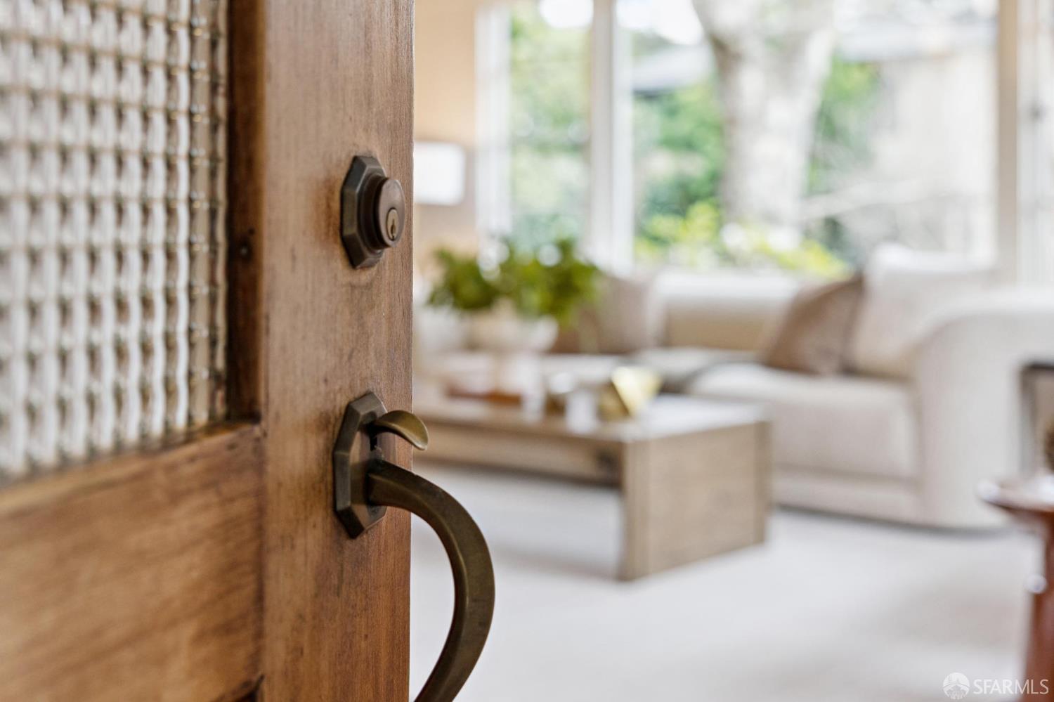 Detail Gallery Image 6 of 60 For 2315 Eunice St, Berkeley,  CA 94708 - 3 Beds | 1/1 Baths