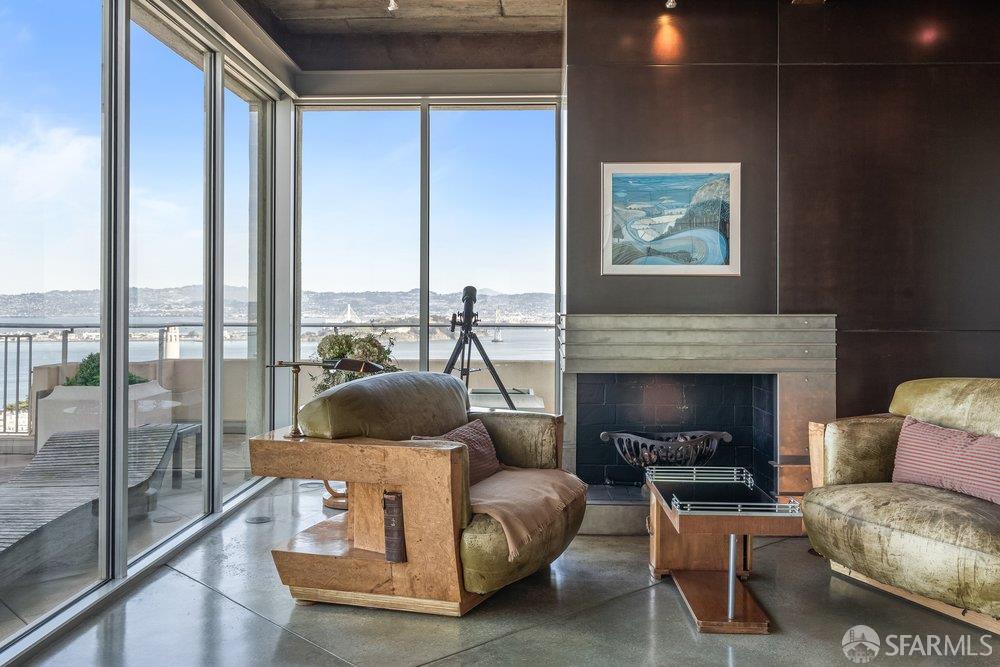 Photo #5: 425073701 Listing: Photo #5