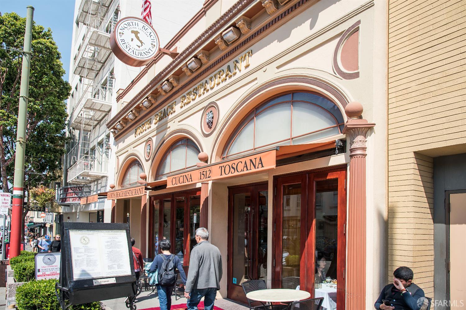 Detail Gallery Image 76 of 77 For 312 Green St, San Francisco,  CA 94122 - 5 Beds | 4/1 Baths