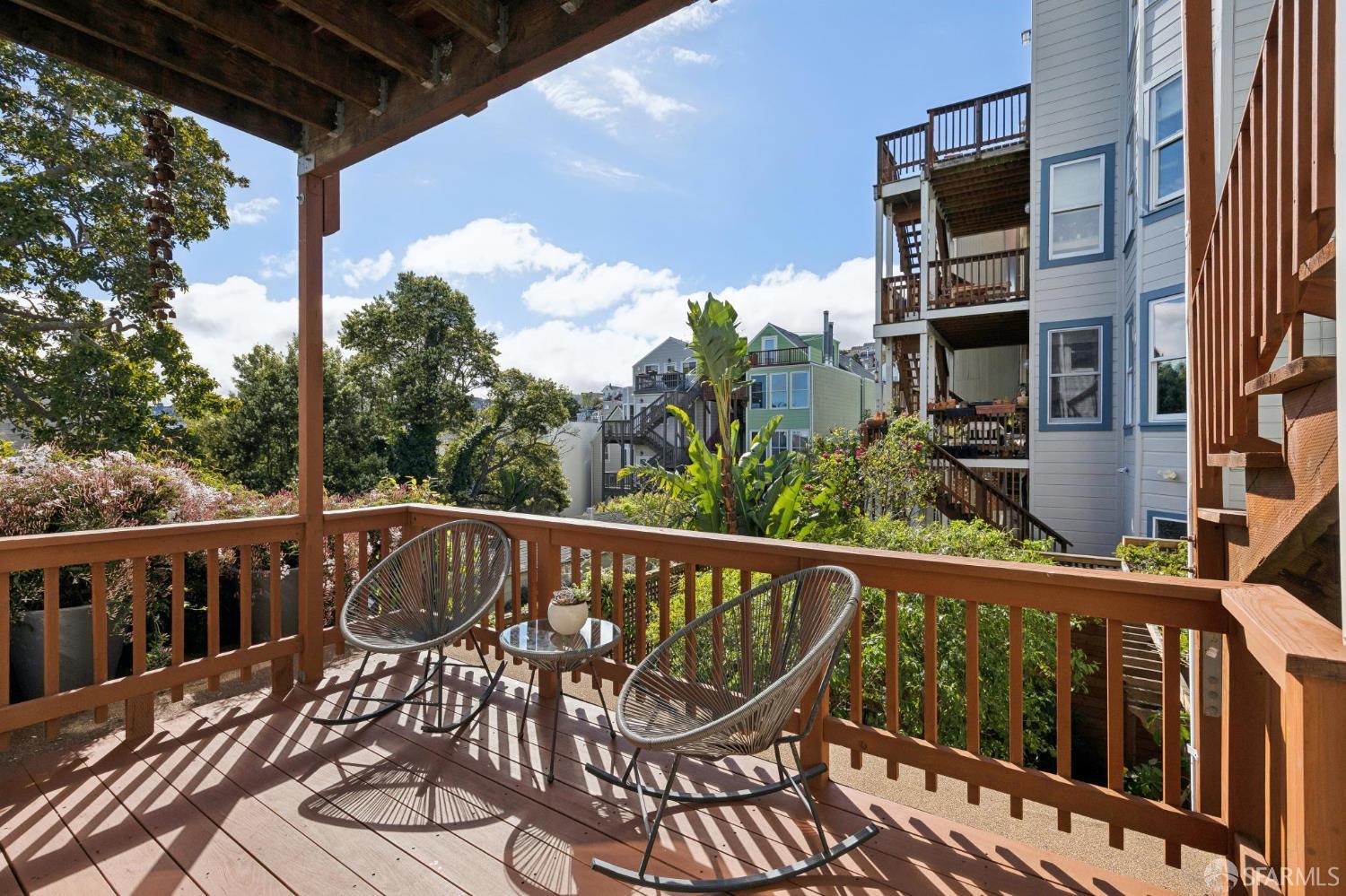 Detail Gallery Image 44 of 53 For 810 Dolores St, San Francisco,  CA 94110 - 3 Beds | 3 Baths