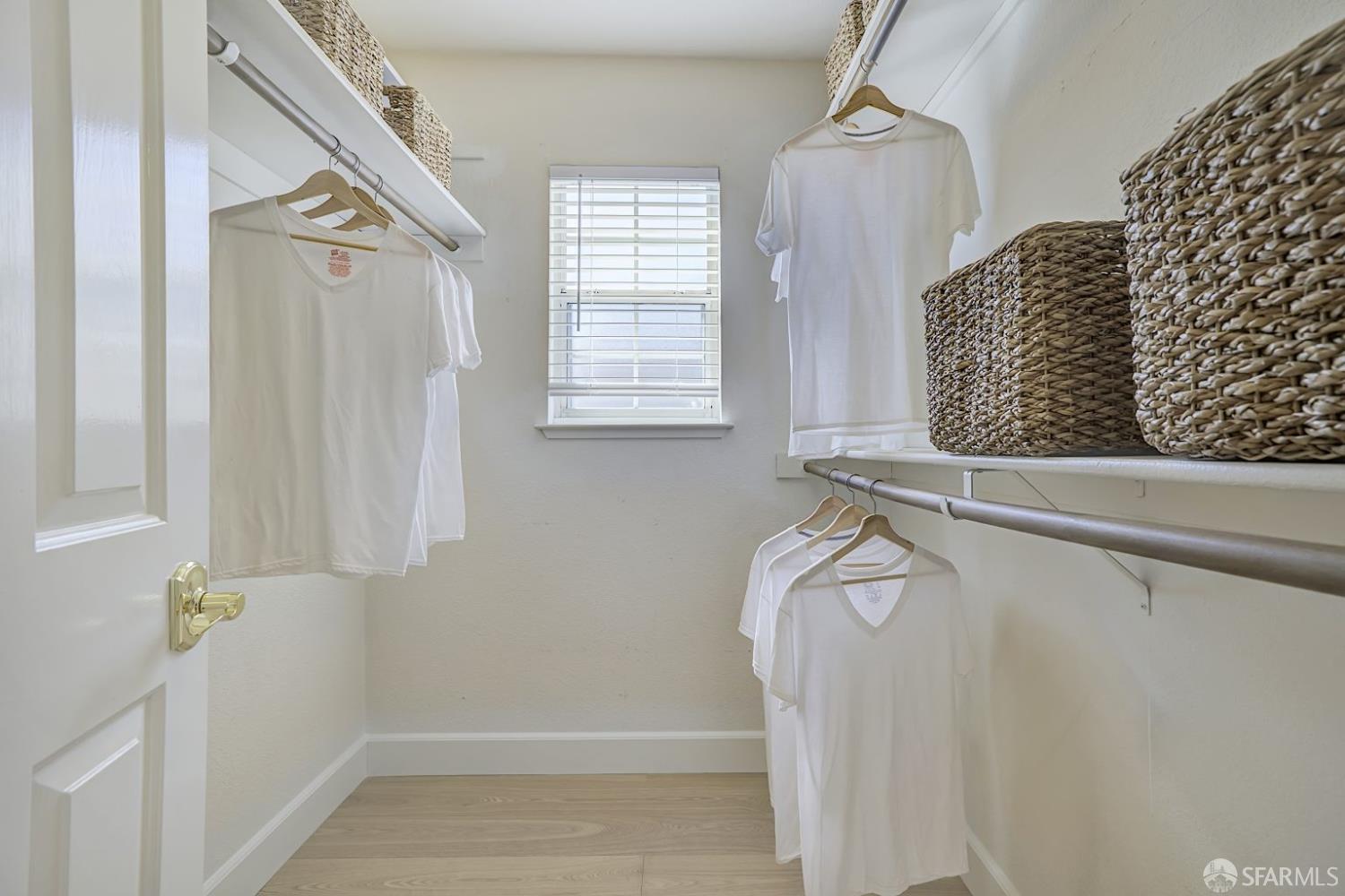 Detail Gallery Image 35 of 46 For 1595 Fifth Ave, Belmont,  CA 94002 - 3 Beds | 2/1 Baths