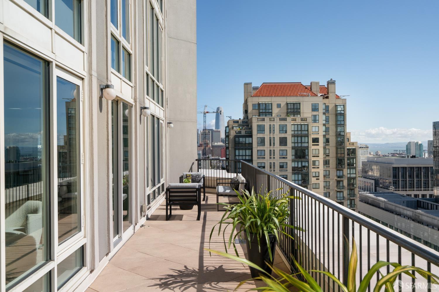 Detail Gallery Image 14 of 34 For 1483 Sutter St #1505,  San Francisco,  CA 94109 - 3 Beds | 2/1 Baths