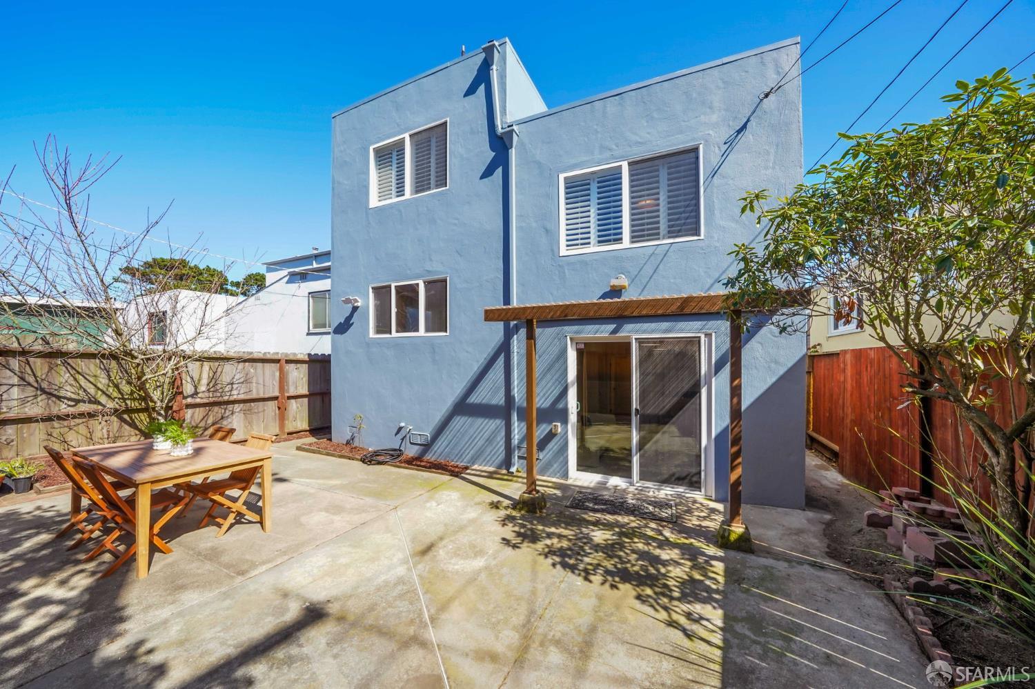 Detail Gallery Image 33 of 48 For 12 Elmwood Dr, Daly City,  CA 94015 - 4 Beds | 4 Baths