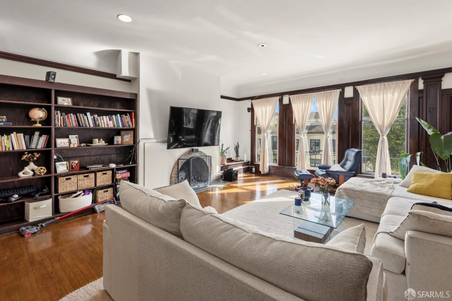 Detail Gallery Image 22 of 30 For 3070 Jackson St, San Francisco,  CA 94115 - – Beds | – Baths