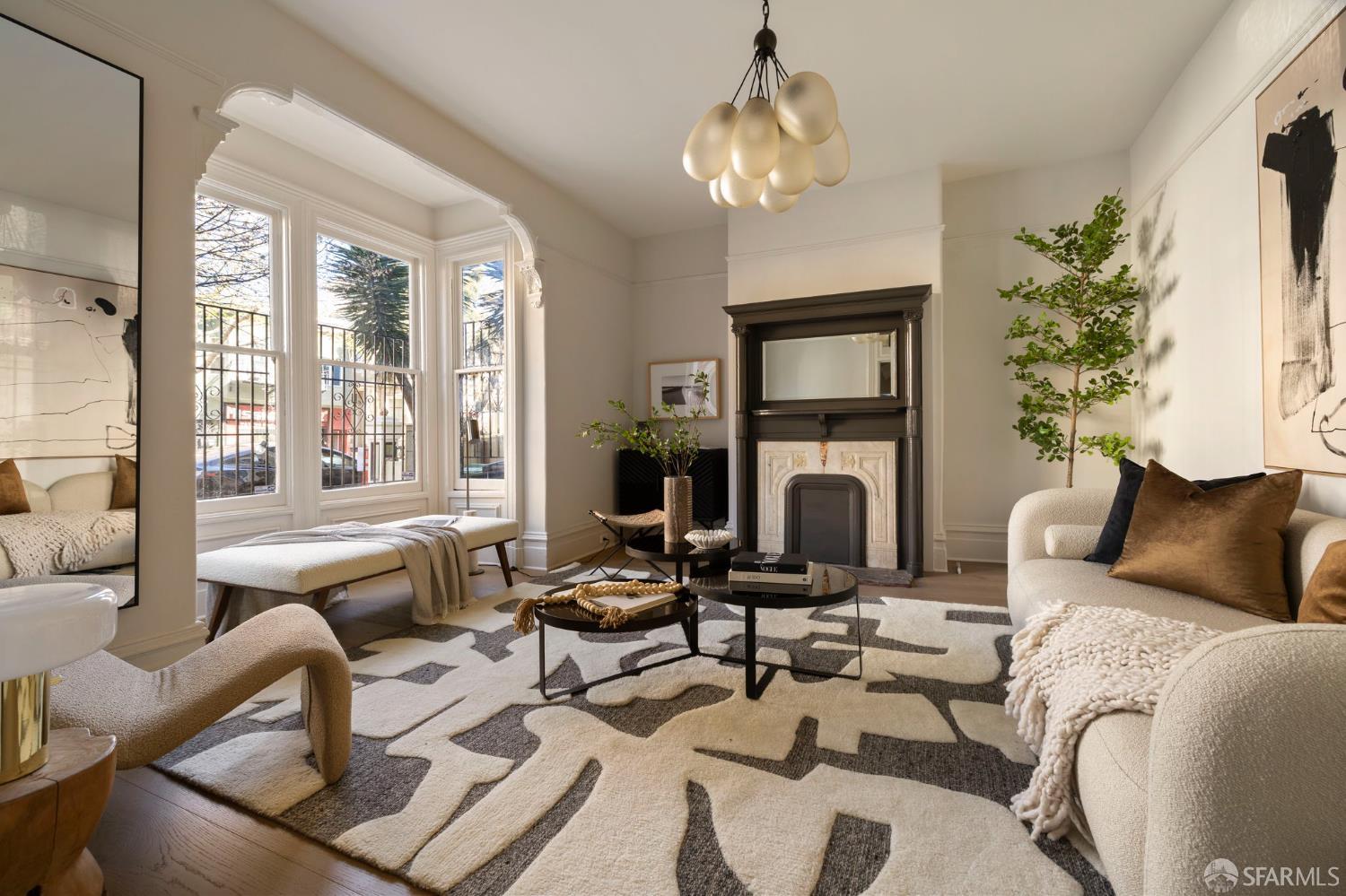 Detail Gallery Image 2 of 34 For 3345 22nd St, San Francisco,  CA 94110 - 3 Beds | 2 Baths